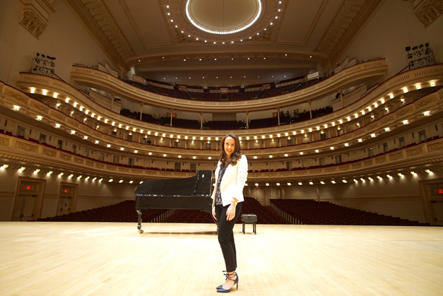 Image of alum, Caroline Ritchie Stahl, in Carnegie Hall